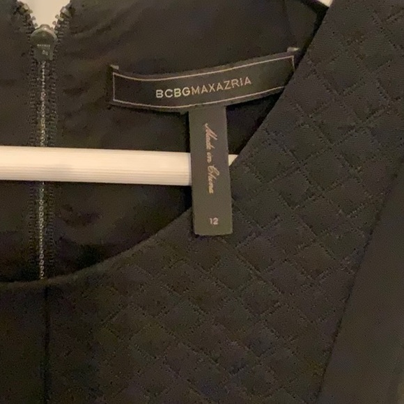 BCBG Maxazria Black Sleeveless Quilted Mini Dress sz 12 - Picture 4 of 7